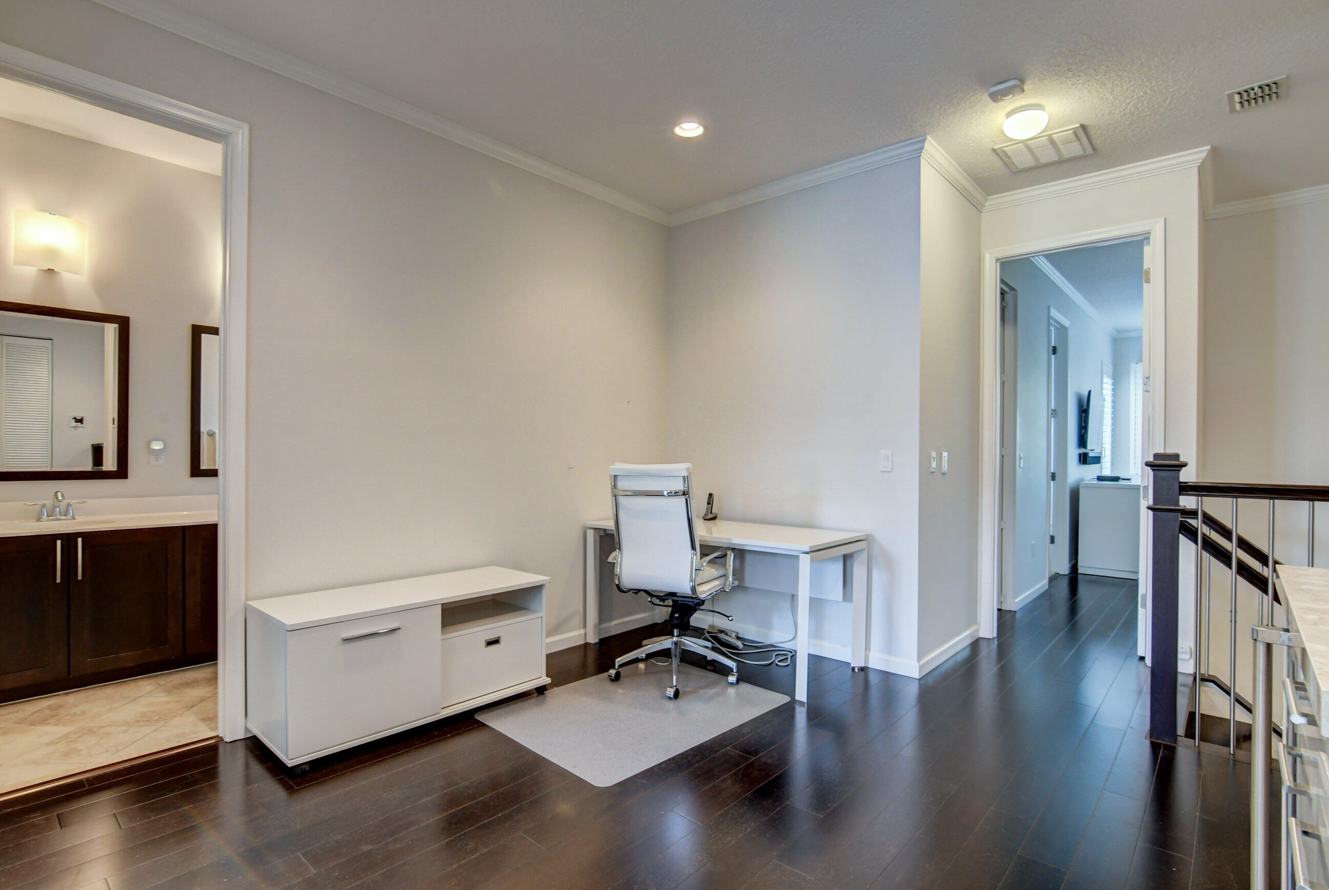 BLUE LAKLE TOWNHOMES - Residential