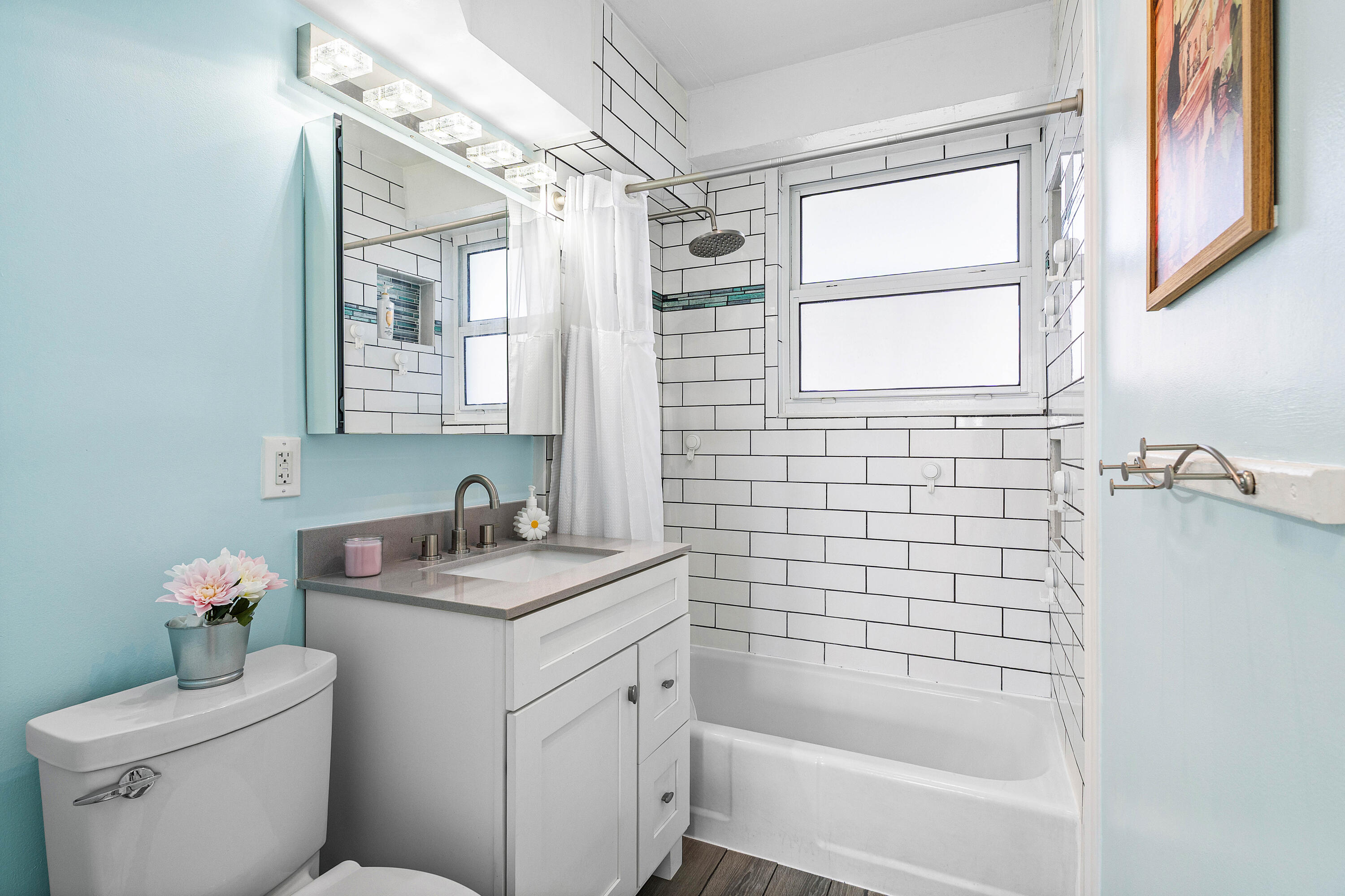 BREAKWATER TOWERS CO-OP - Residential