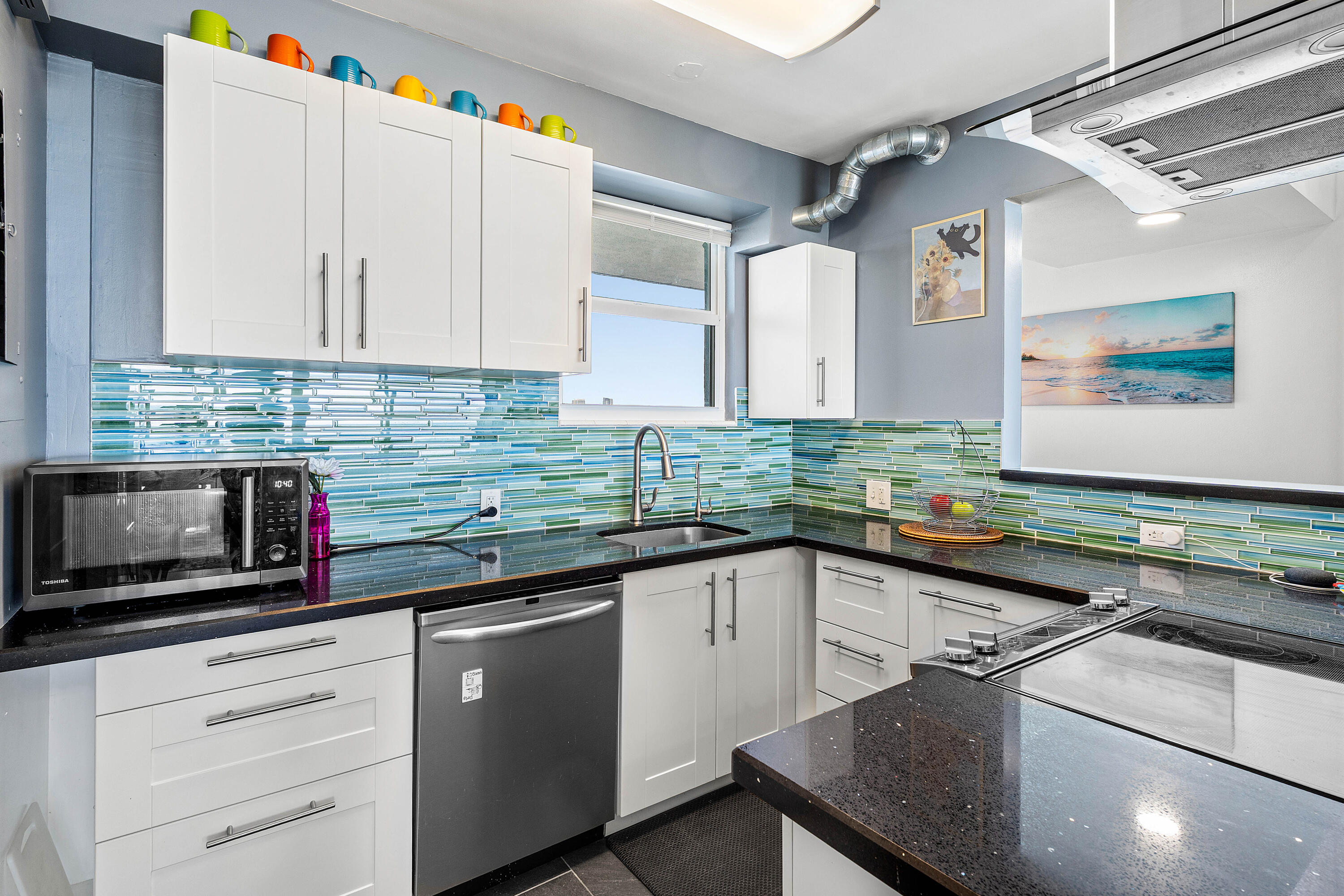 BREAKWATER TOWERS CO-OP - Residential