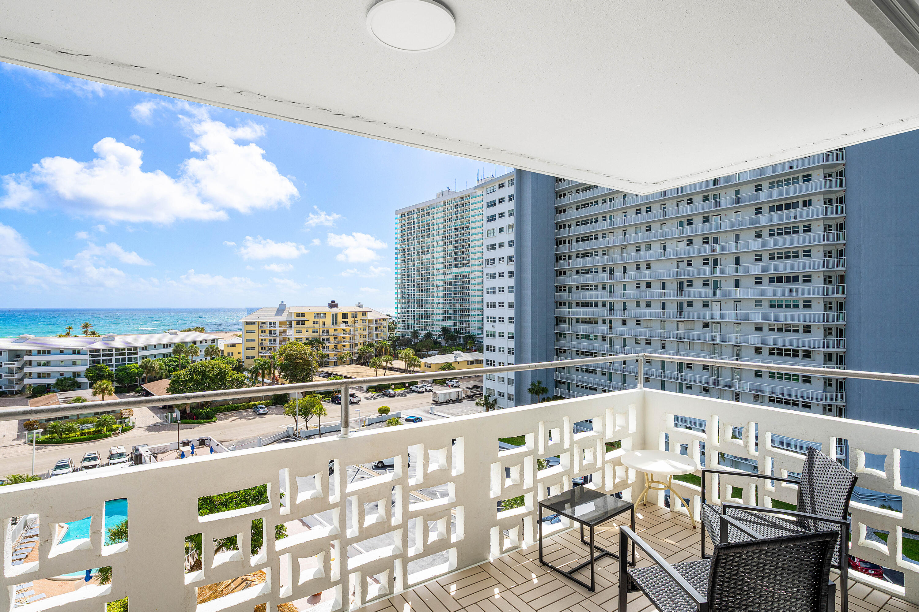 BREAKWATER TOWERS CO-OP - Residential