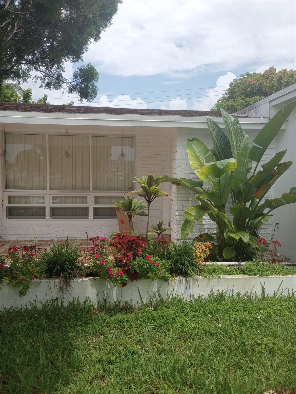 Photo of 3413 NASSAU Drive, Miramar, FL 33023 (MLS # B26053324)