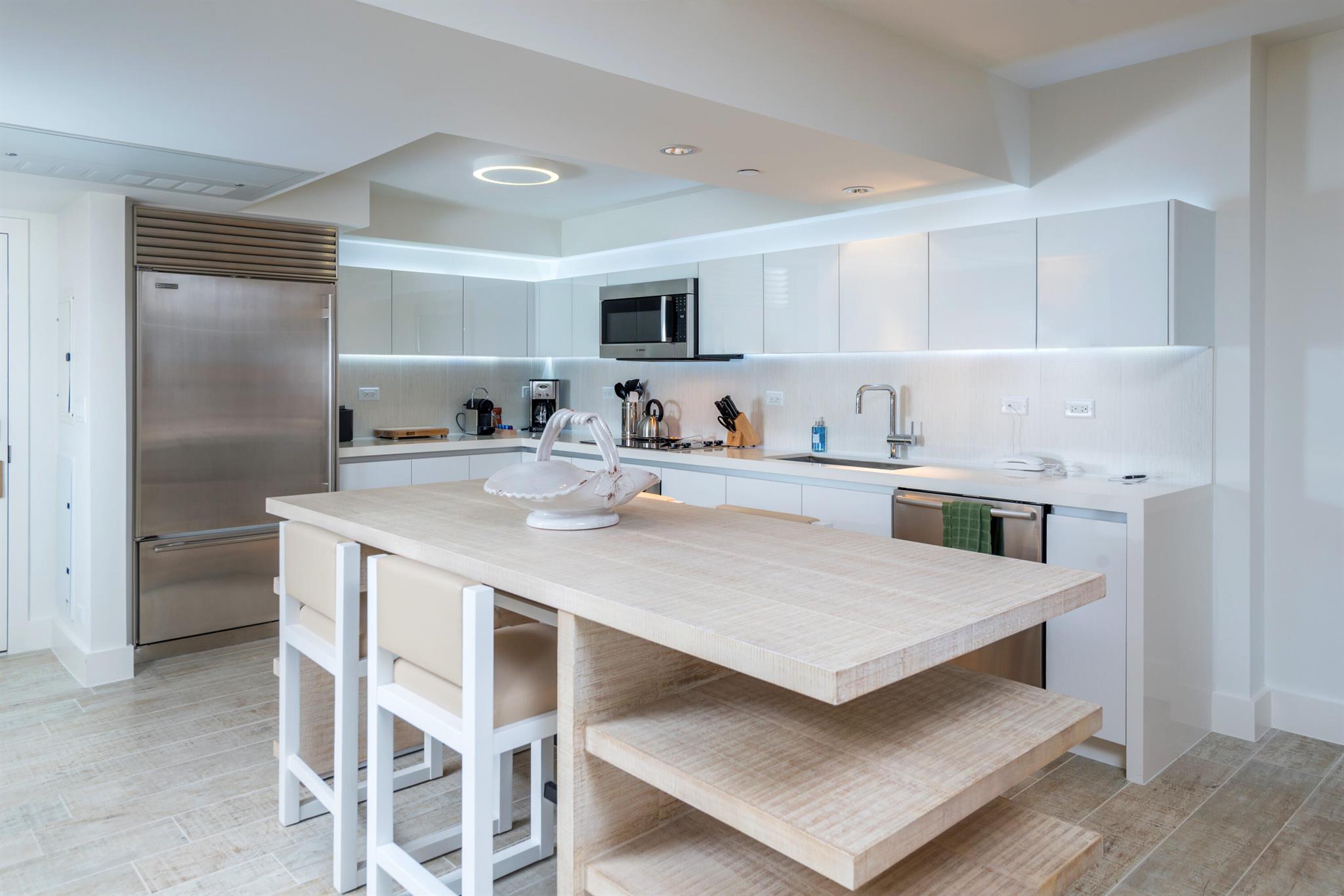 1 Hotel & Homes - Residential