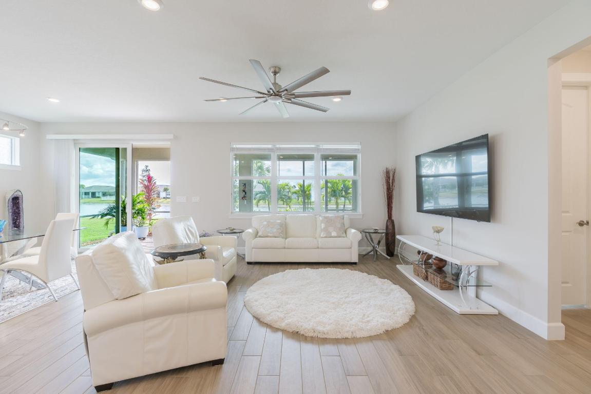 DEL WEBB AT TRADITION PLAT NO. 5A - Residential