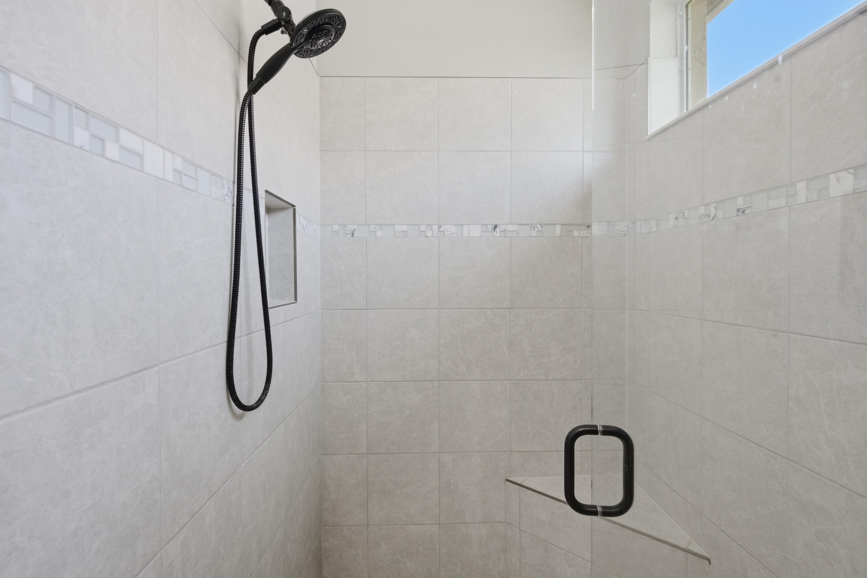 SEGOVIA LAKES PD REPLAT - Residential