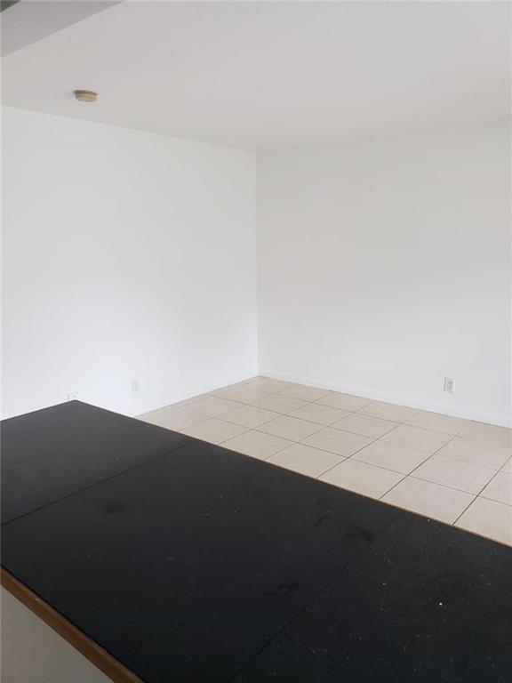 KENTWOOD OF WEDGEWOOD CONDO - Residential Lease