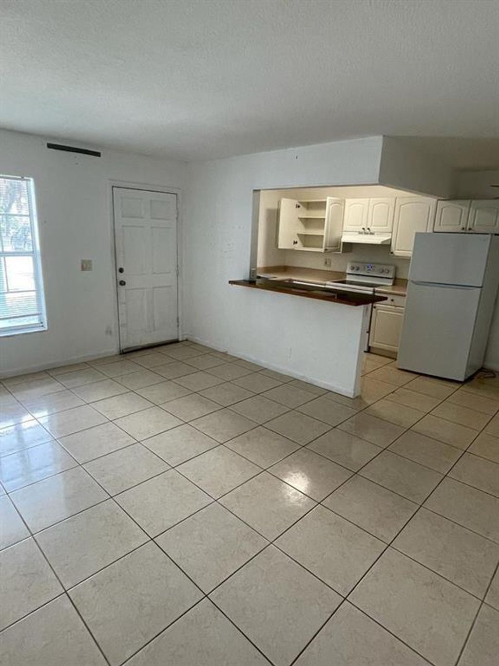 Photo of 4951 Wedgewood Way #2, West Palm Beach, FL 33417 (MLS # B26005502)