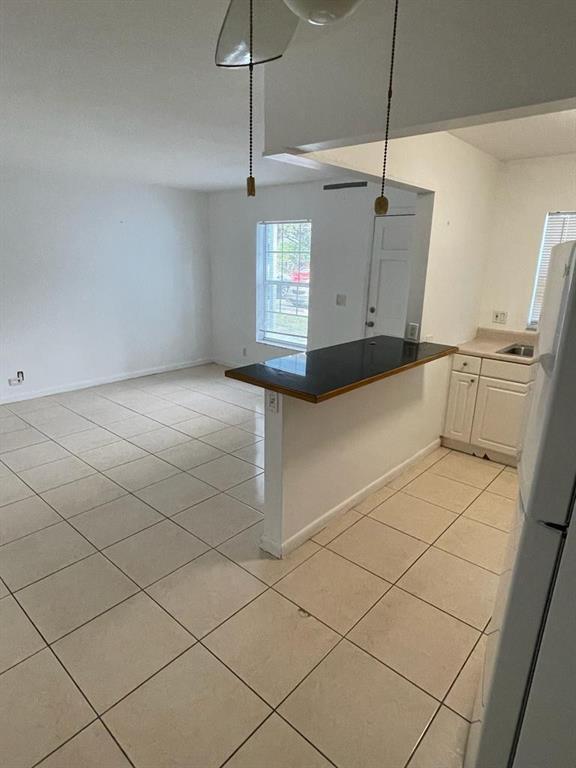 KENTWOOD OF WEDGEWOOD CONDO - Residential Lease