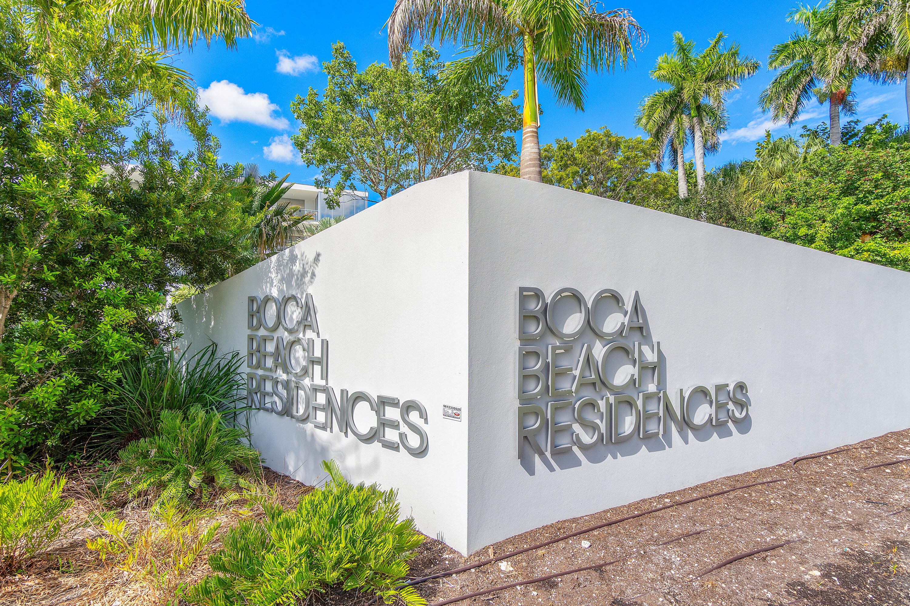 BOCA BEACH RESIDENCES - Residential