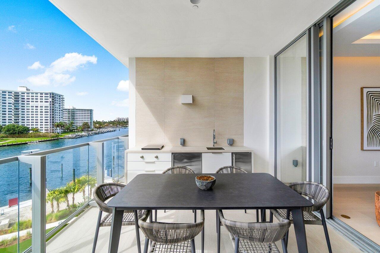 BOCA BEACH RESIDENCES - Residential