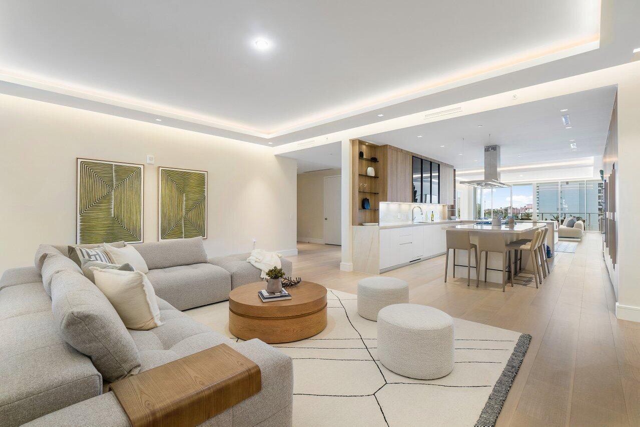 BOCA BEACH RESIDENCES - Residential