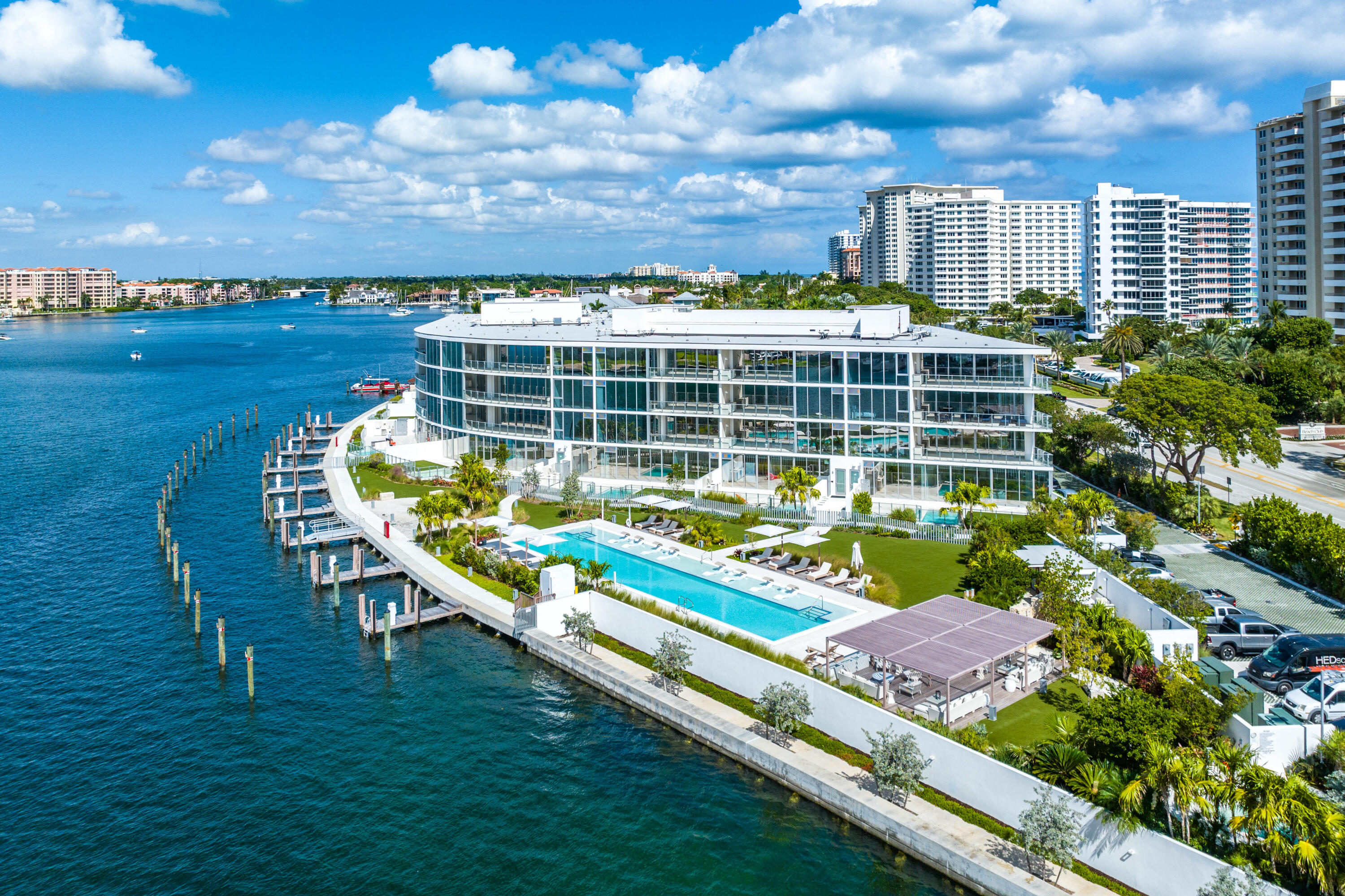 BOCA BEACH RESIDENCES - Residential