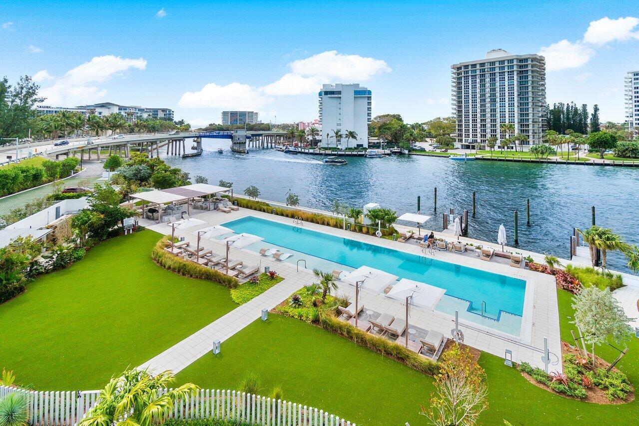 BOCA BEACH RESIDENCES - Residential