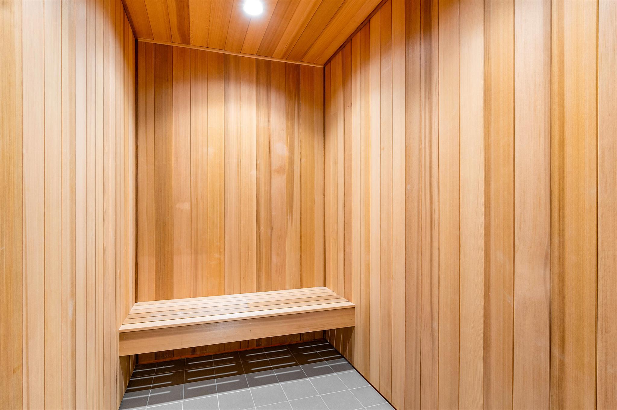 BOCA BEACH RESIDENCES - Residential