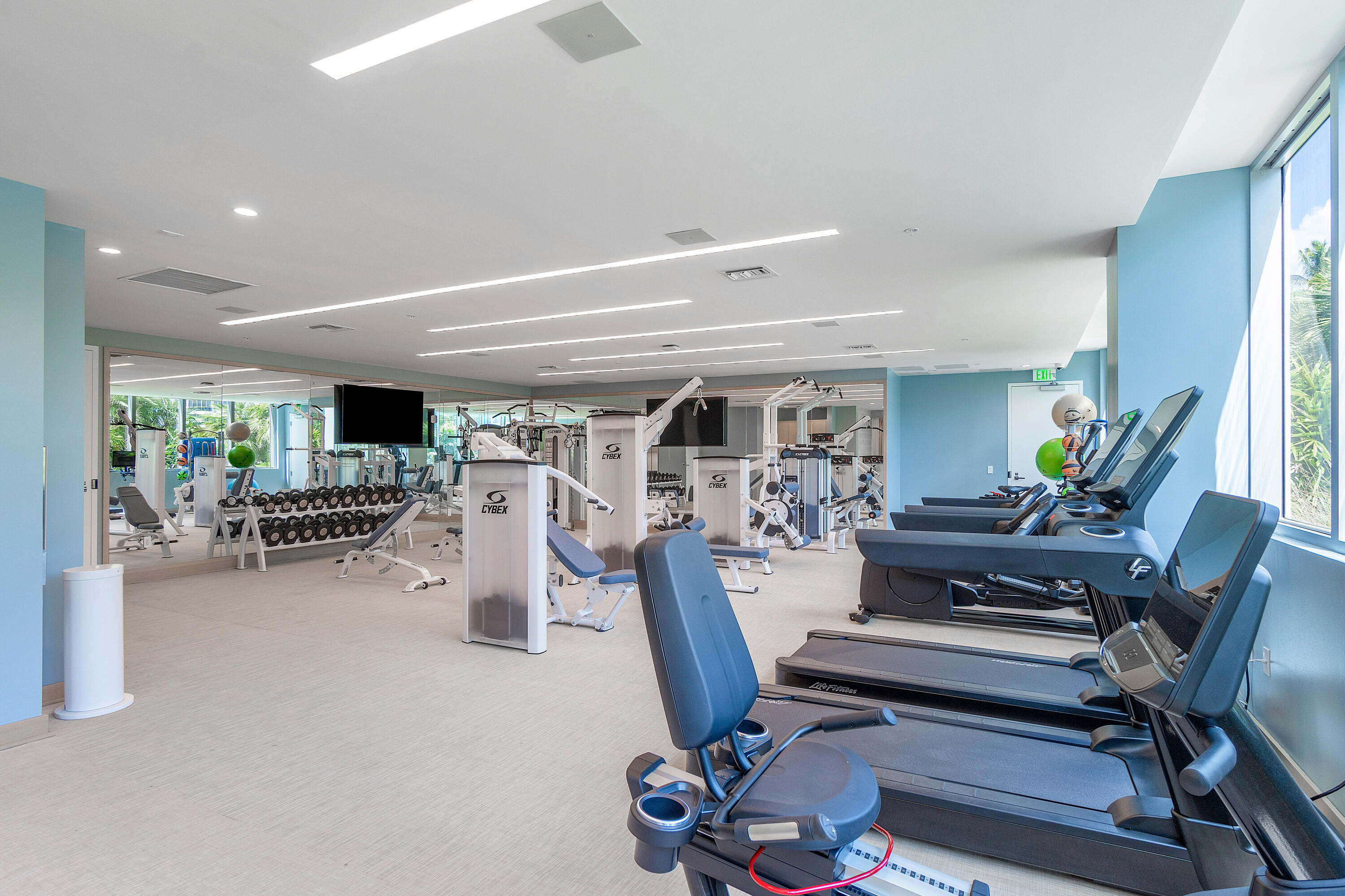 BOCA BEACH RESIDENCES - Residential