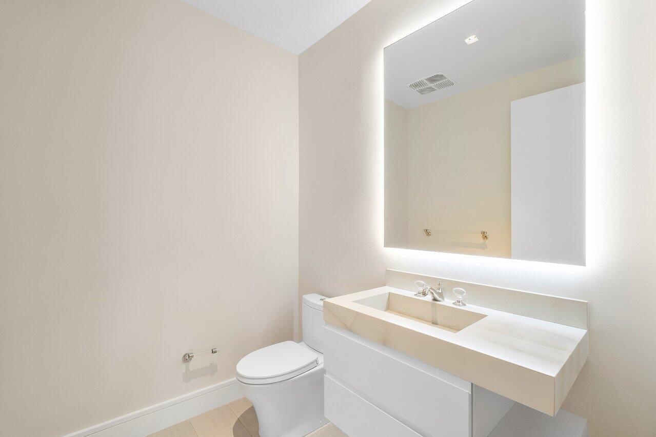 BOCA BEACH RESIDENCES - Residential