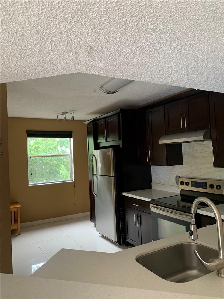 Only first and security to move in! Beautiful 3 bedroom condo with awesome water views, features high vaulted ceilings, upgraded kitchen, tile in living areas and carpet in the bedrooms. Desirable gated community with fitness center, 2 pools, bar-b-que area, and playground. Convenient access to major roads, shopping, dining, great schools and much more! Must have 600 minimum credit score.