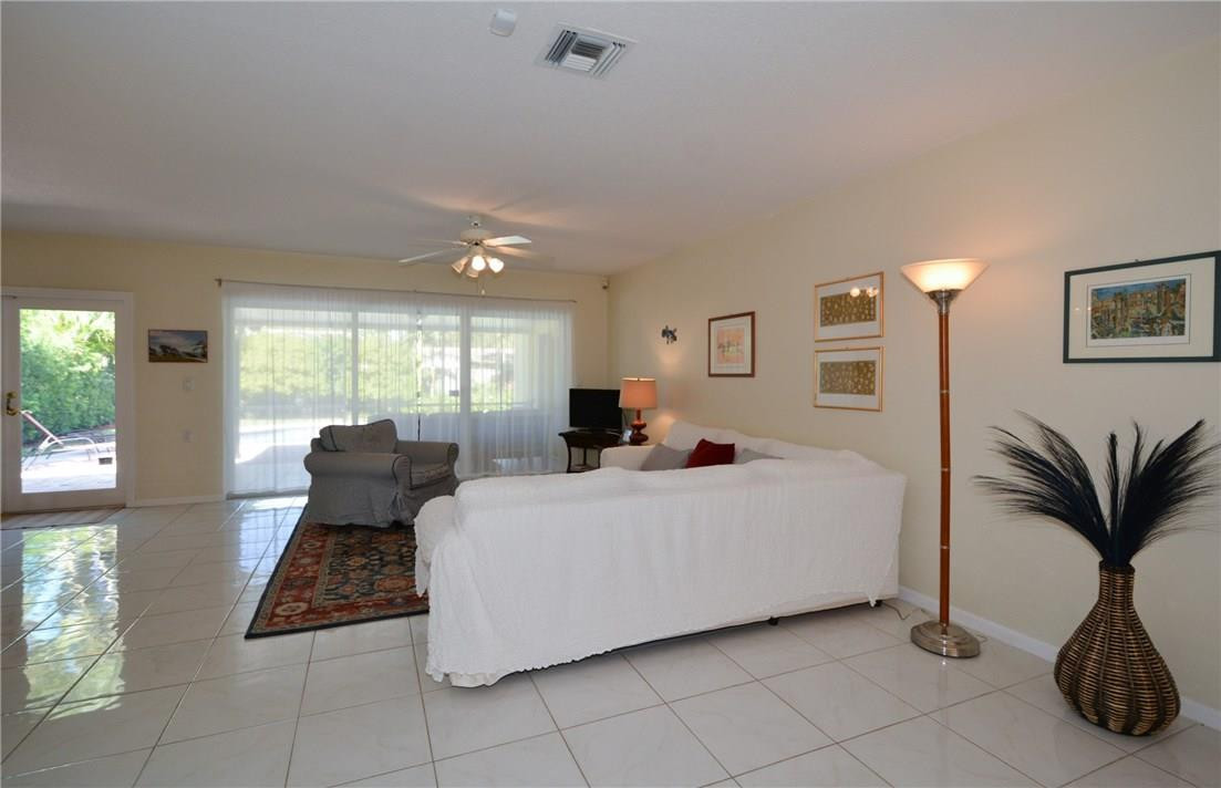 Hollywood Lakes Sec 1-32 - Residential