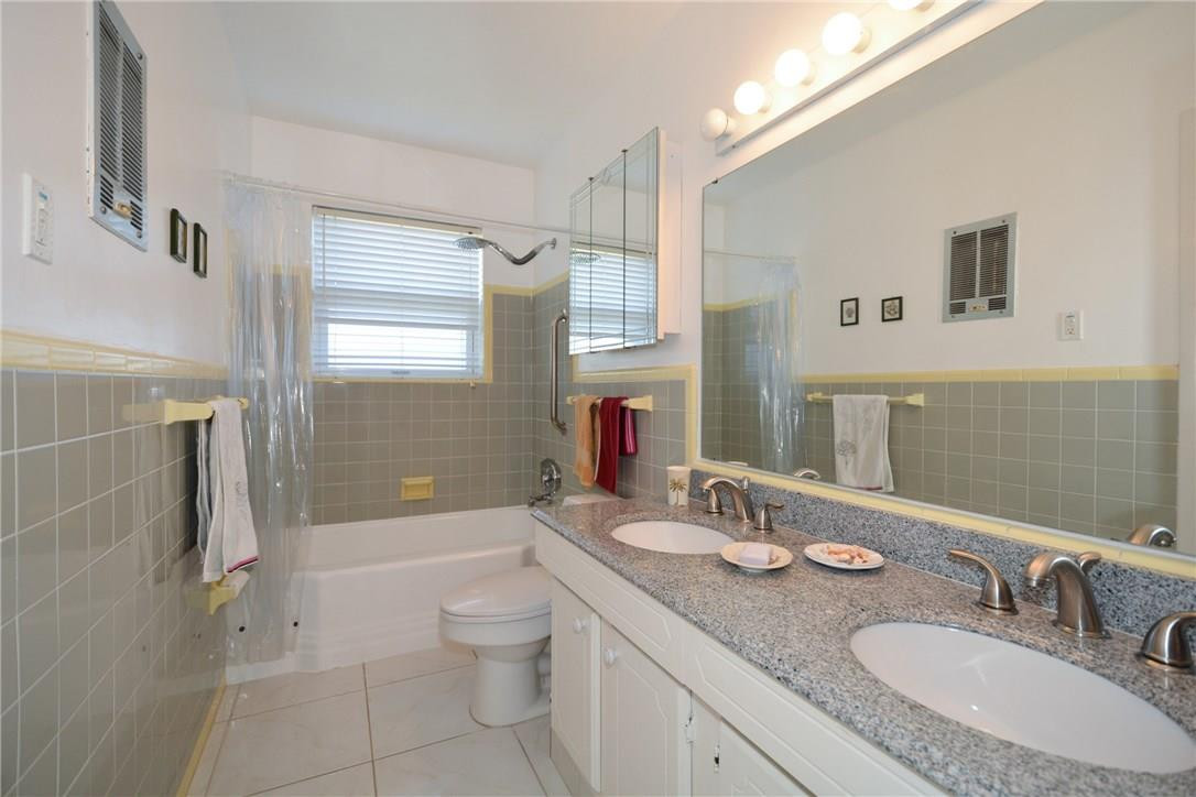Hollywood Lakes Sec 1-32 - Residential