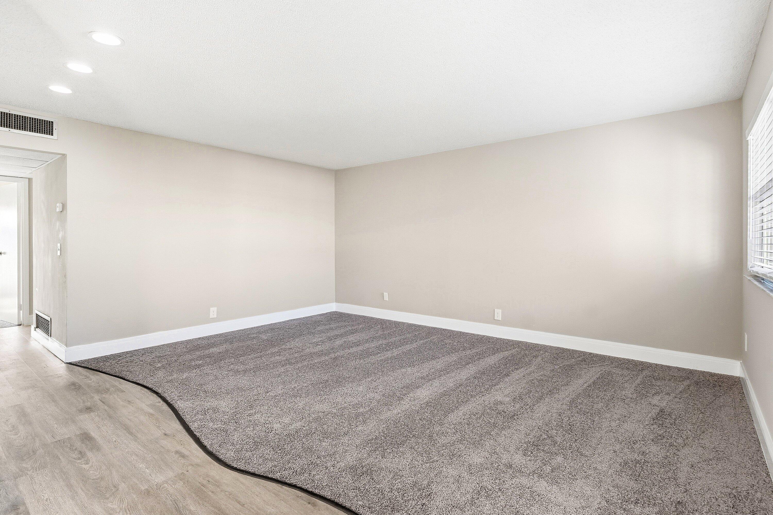 KINGS POINT BRITTANY CONDOS - Residential Lease