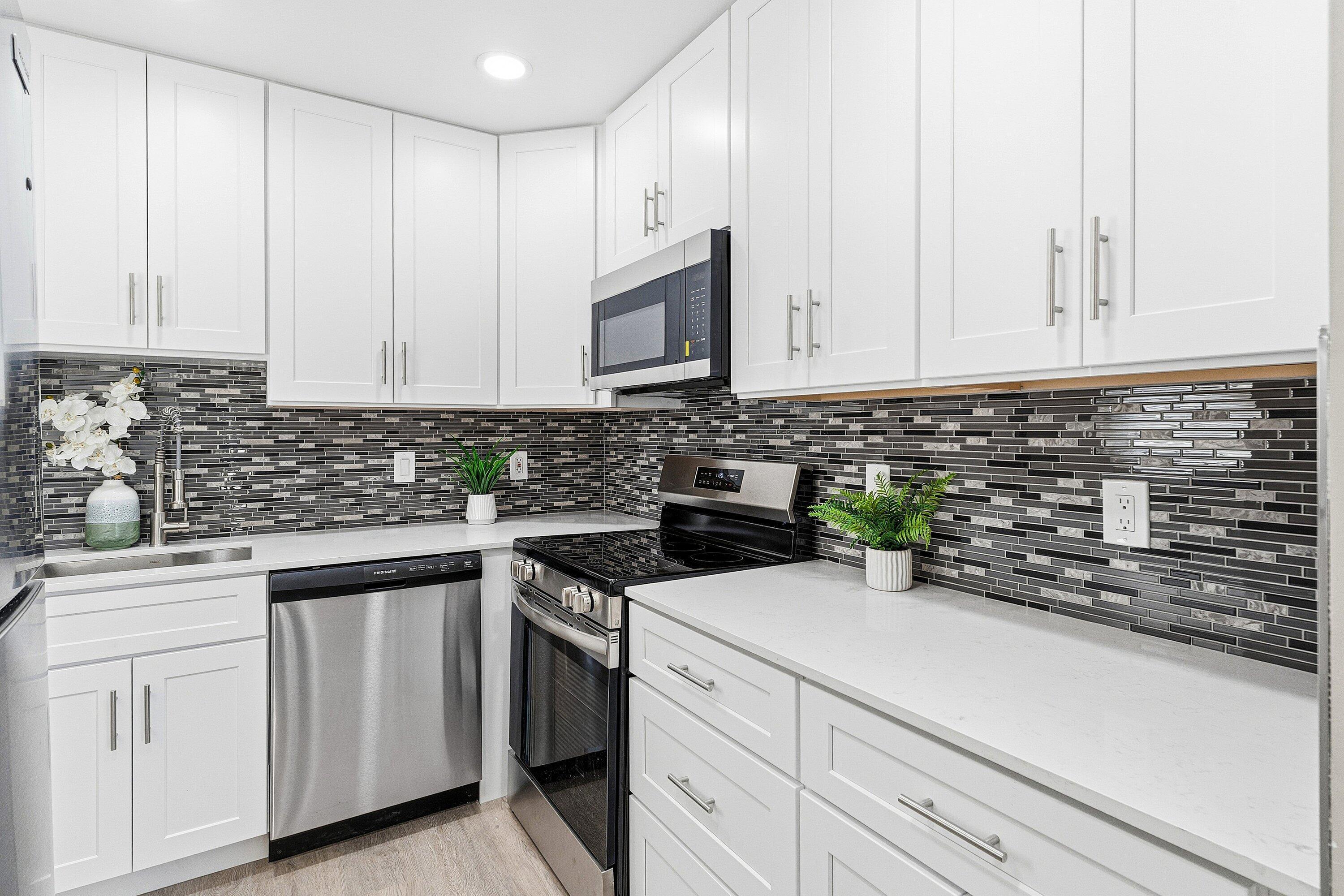 KINGS POINT BRITTANY CONDOS - Residential Lease