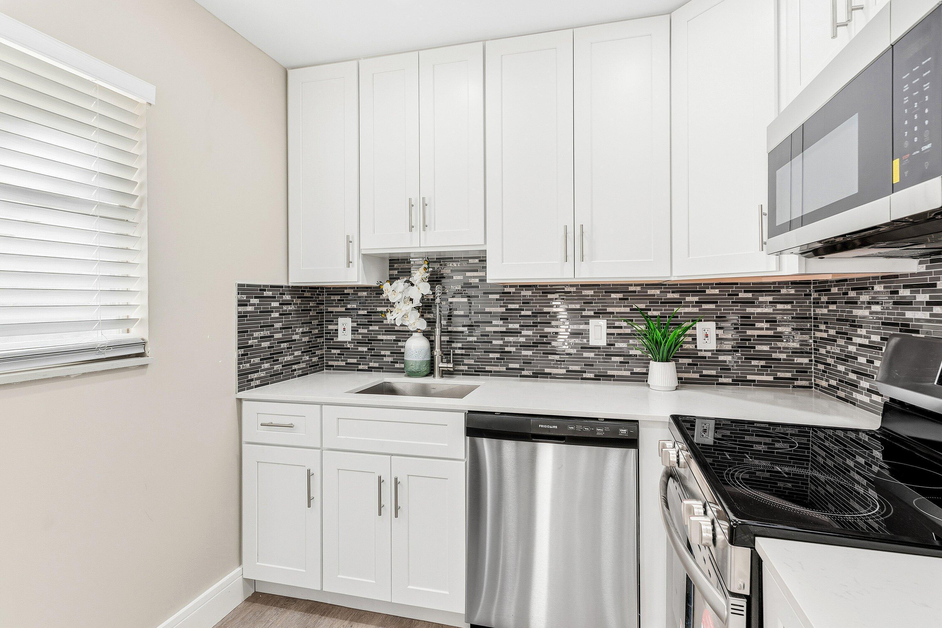 KINGS POINT BRITTANY CONDOS - Residential Lease