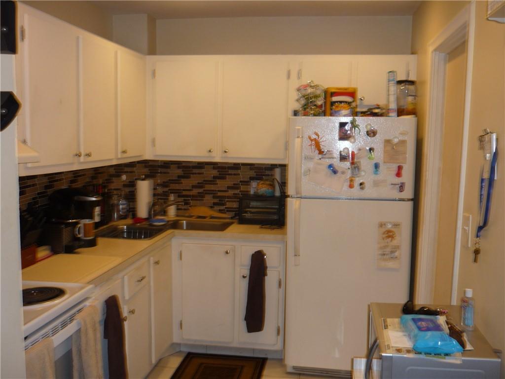 MANOR GROVE VILLAGE 1 - Residential