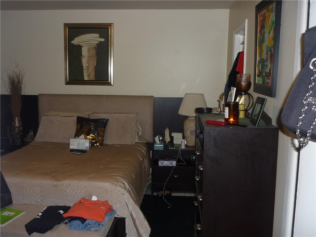 MANOR GROVE VILLAGE 1 - Residential