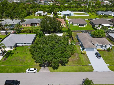 A home in Port St Lucie