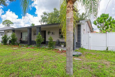 A home in Port St Lucie