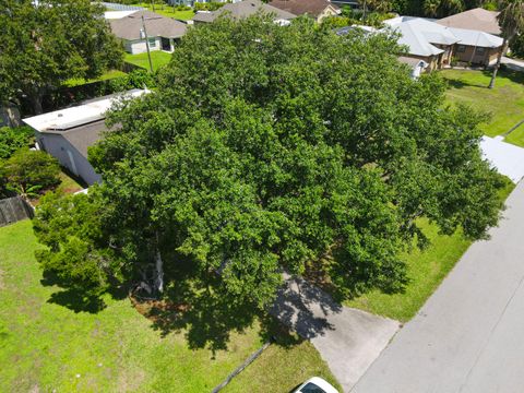 A home in Port St Lucie