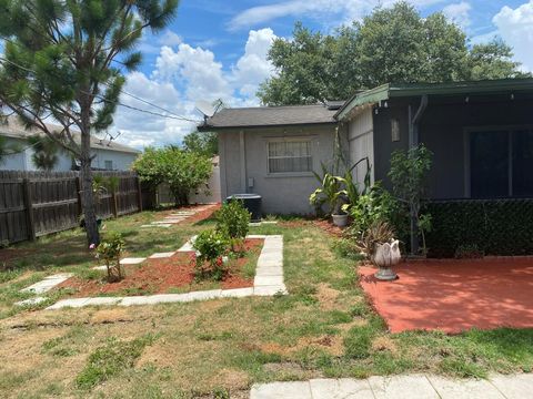 A home in Port St Lucie