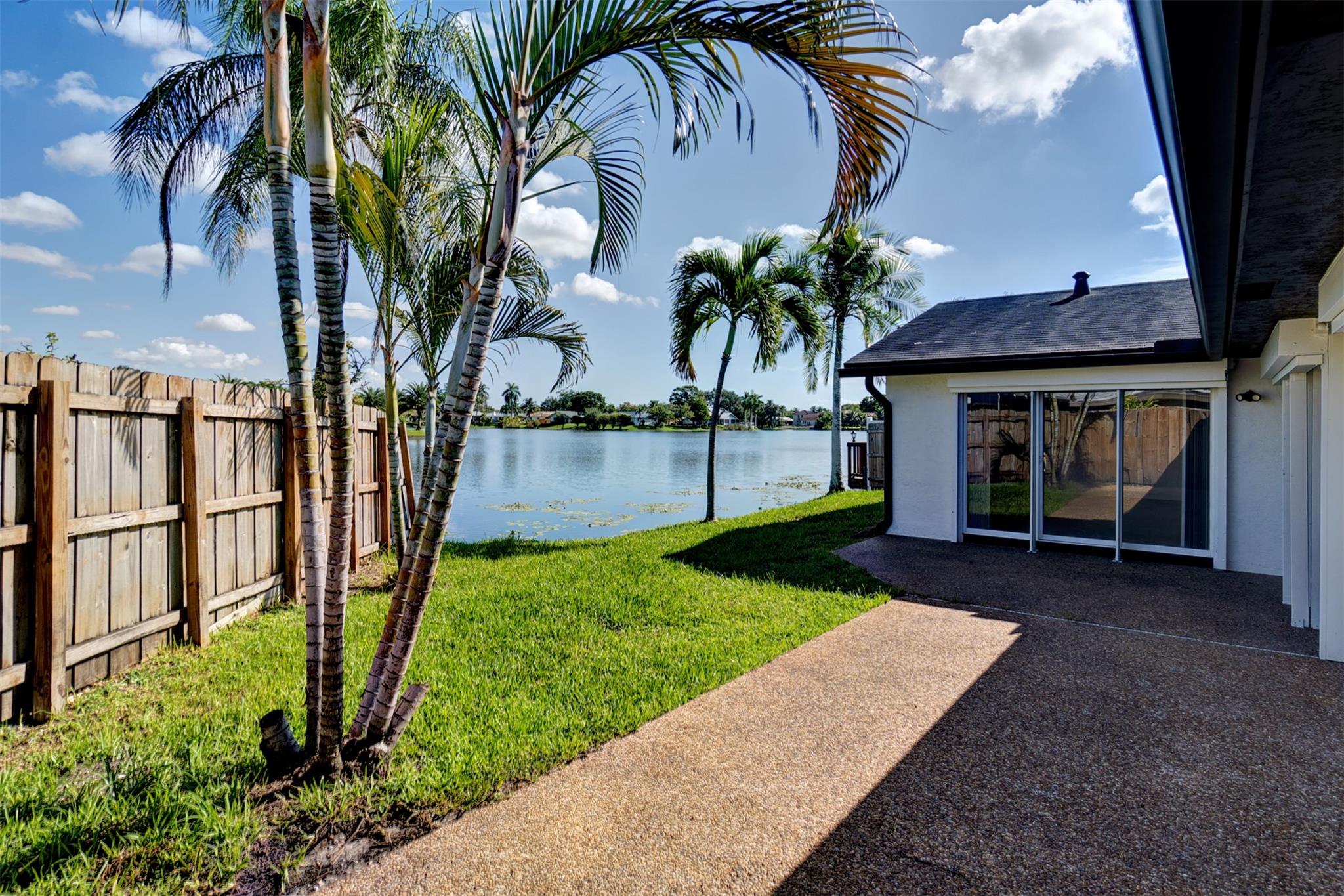 Royal Palm Lake Estates 7 - Residential Lease