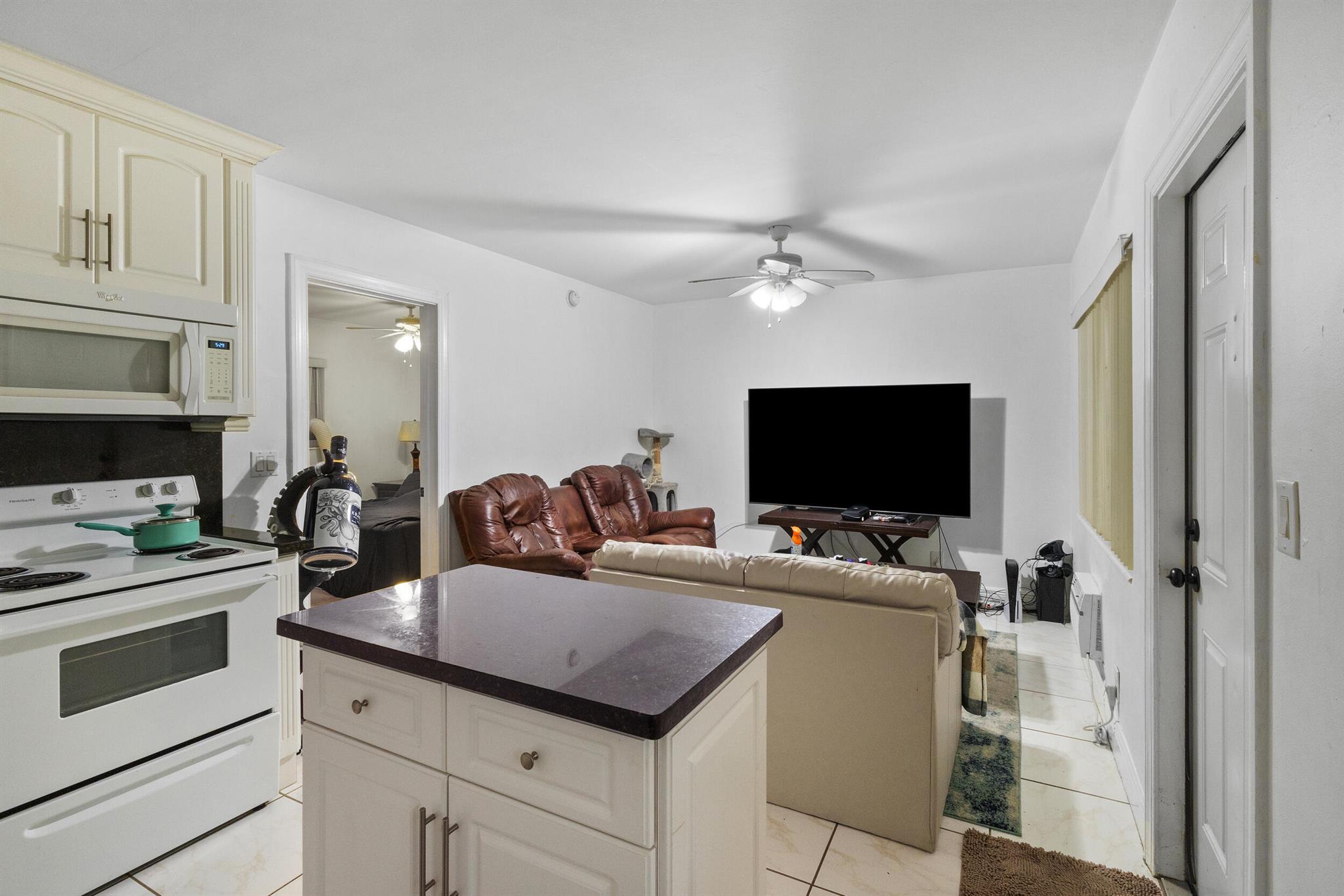 VACCA VILLA - Residential Income