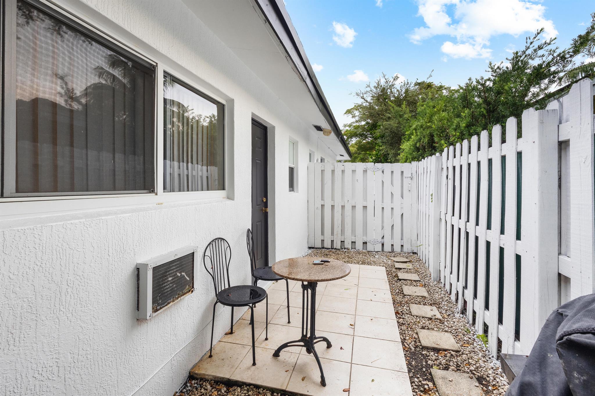 VACCA VILLA - Residential Income