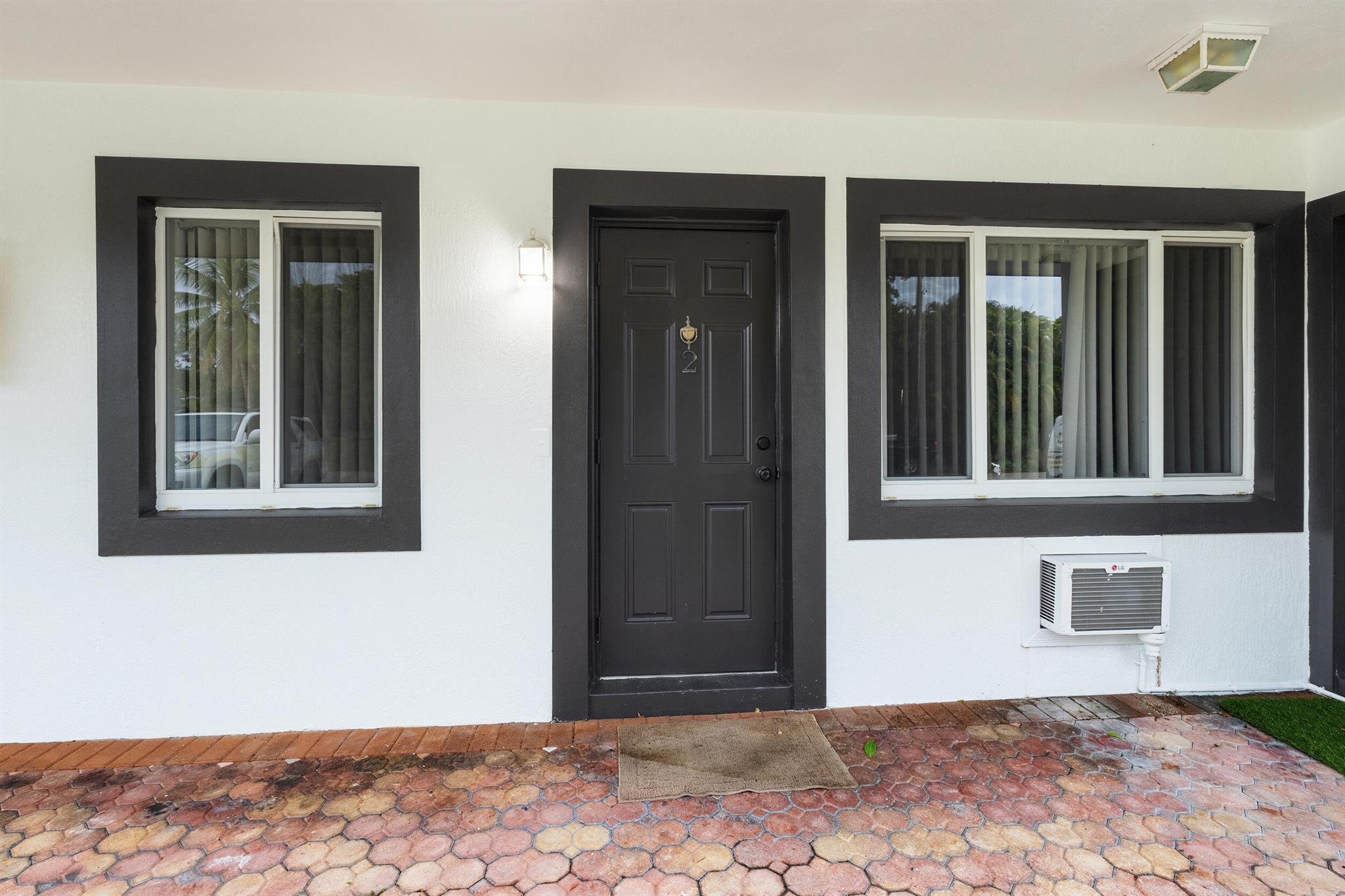 VACCA VILLA - Residential Income