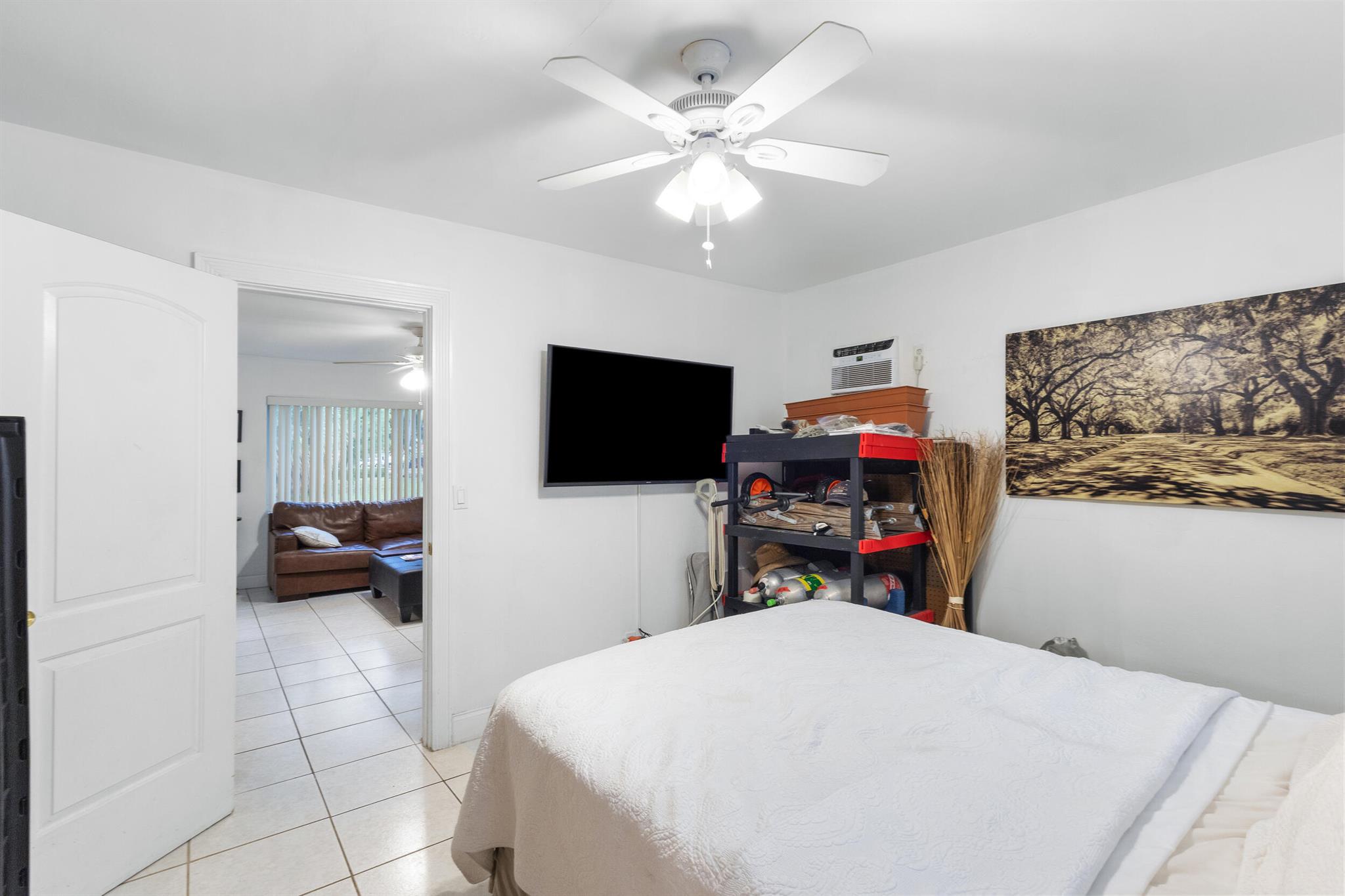 VACCA VILLA - Residential Income