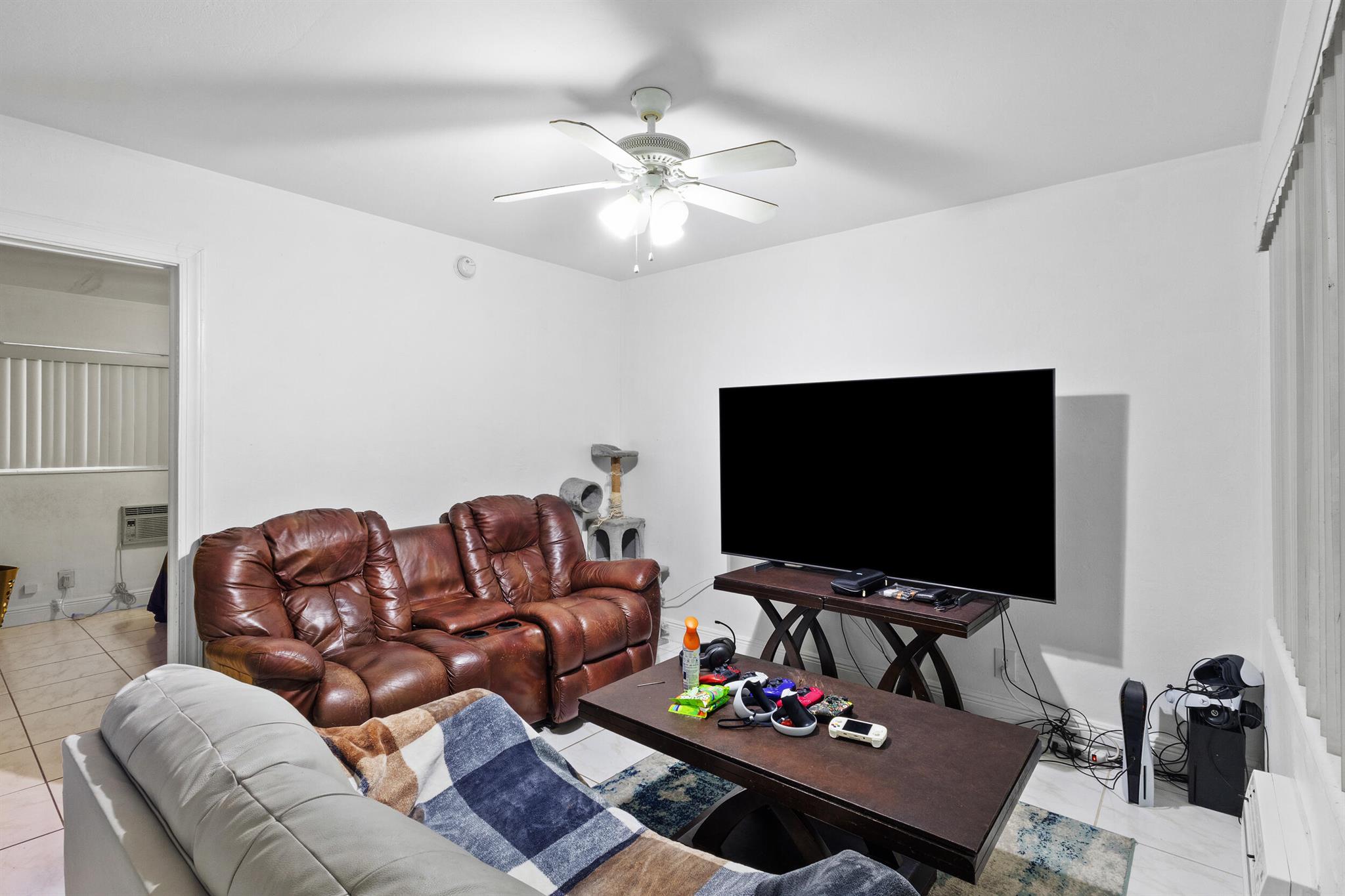 VACCA VILLA - Residential Income