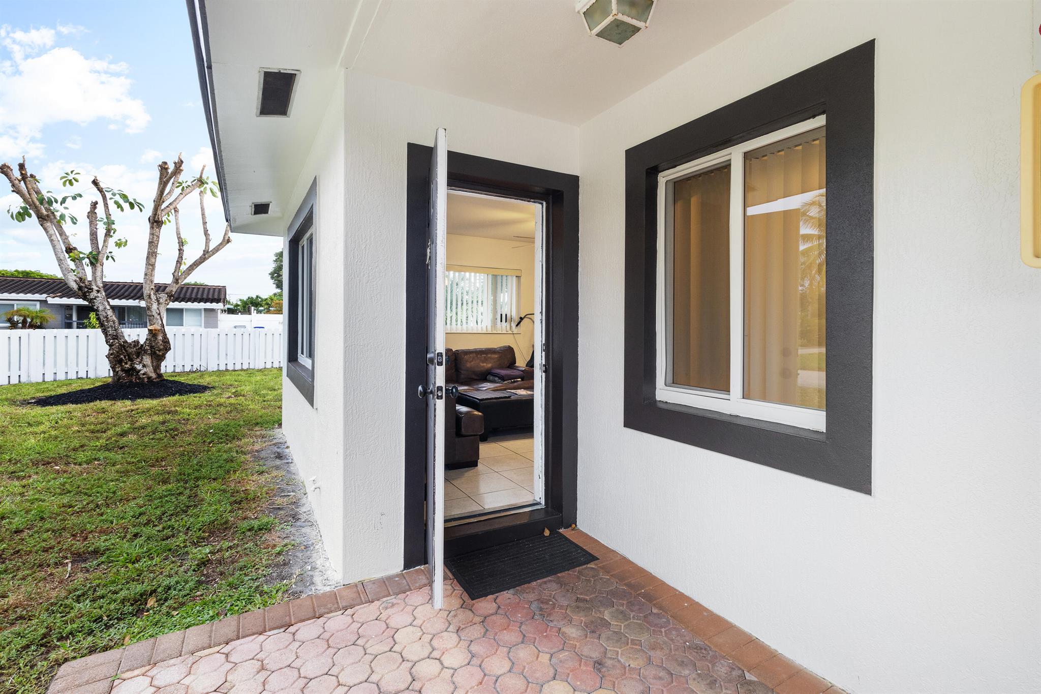 VACCA VILLA - Residential Income