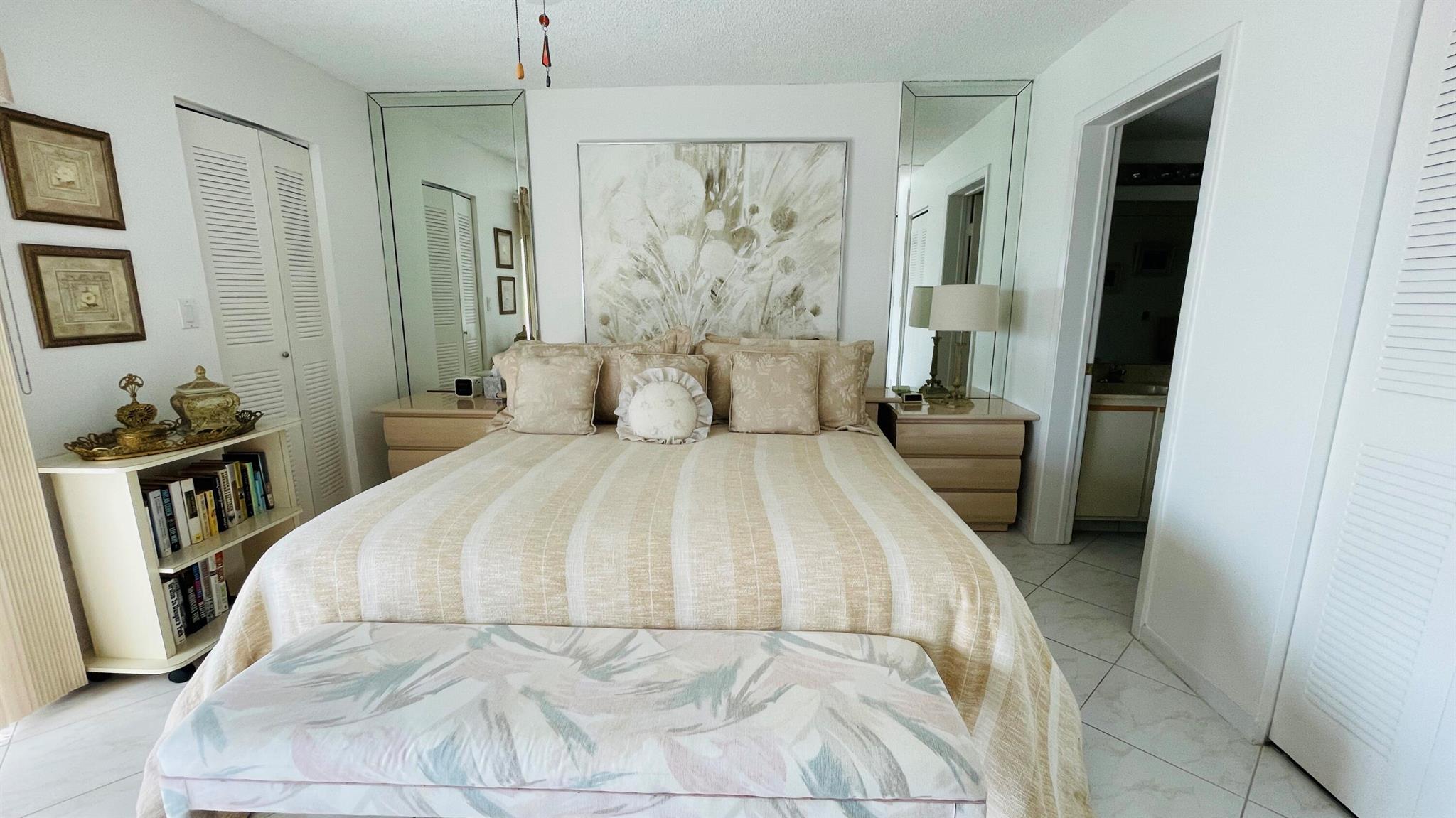 HUNTINGTON LAKES SEC TWO - Residential