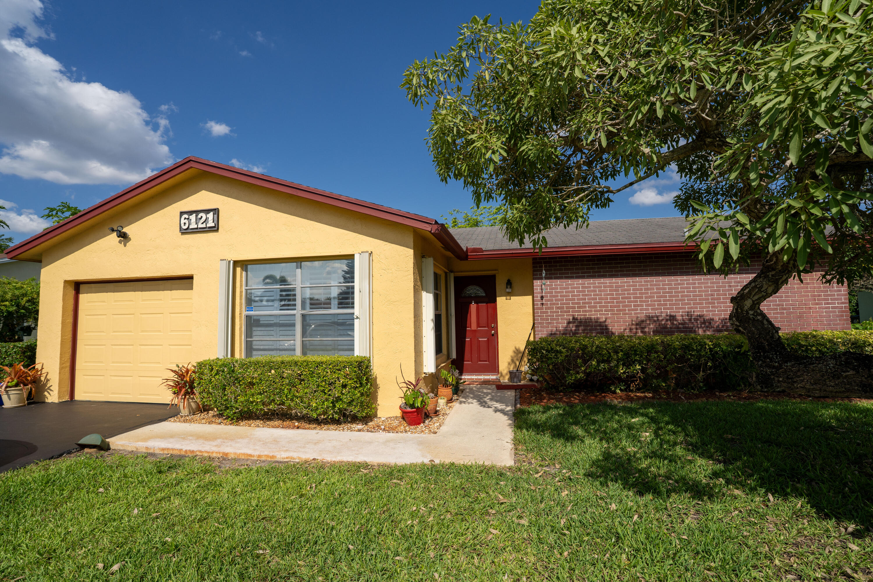 LUCERNE HOMES EAST 2 - Residential