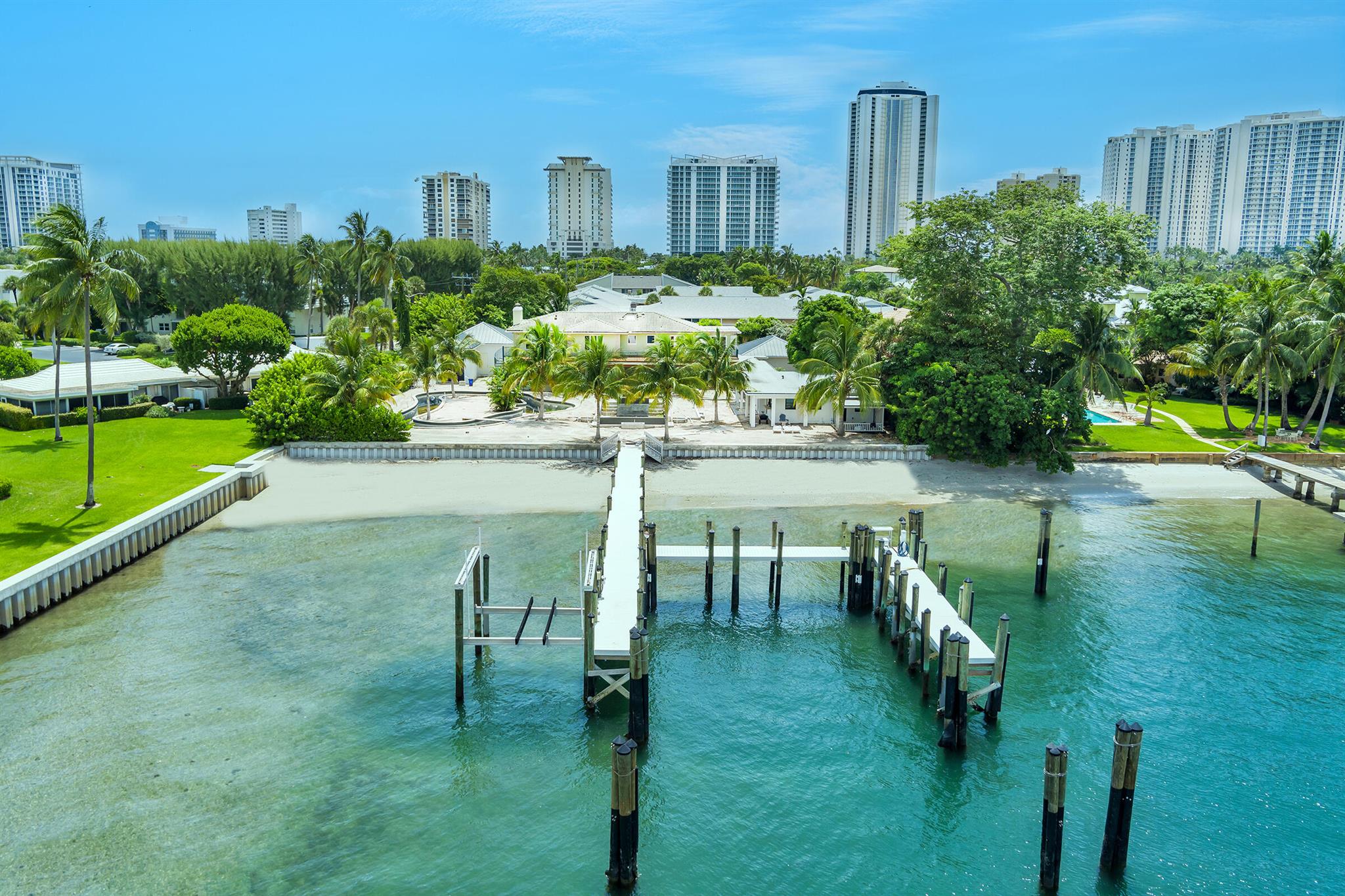 YACHT HARBOR ESTATES - Land