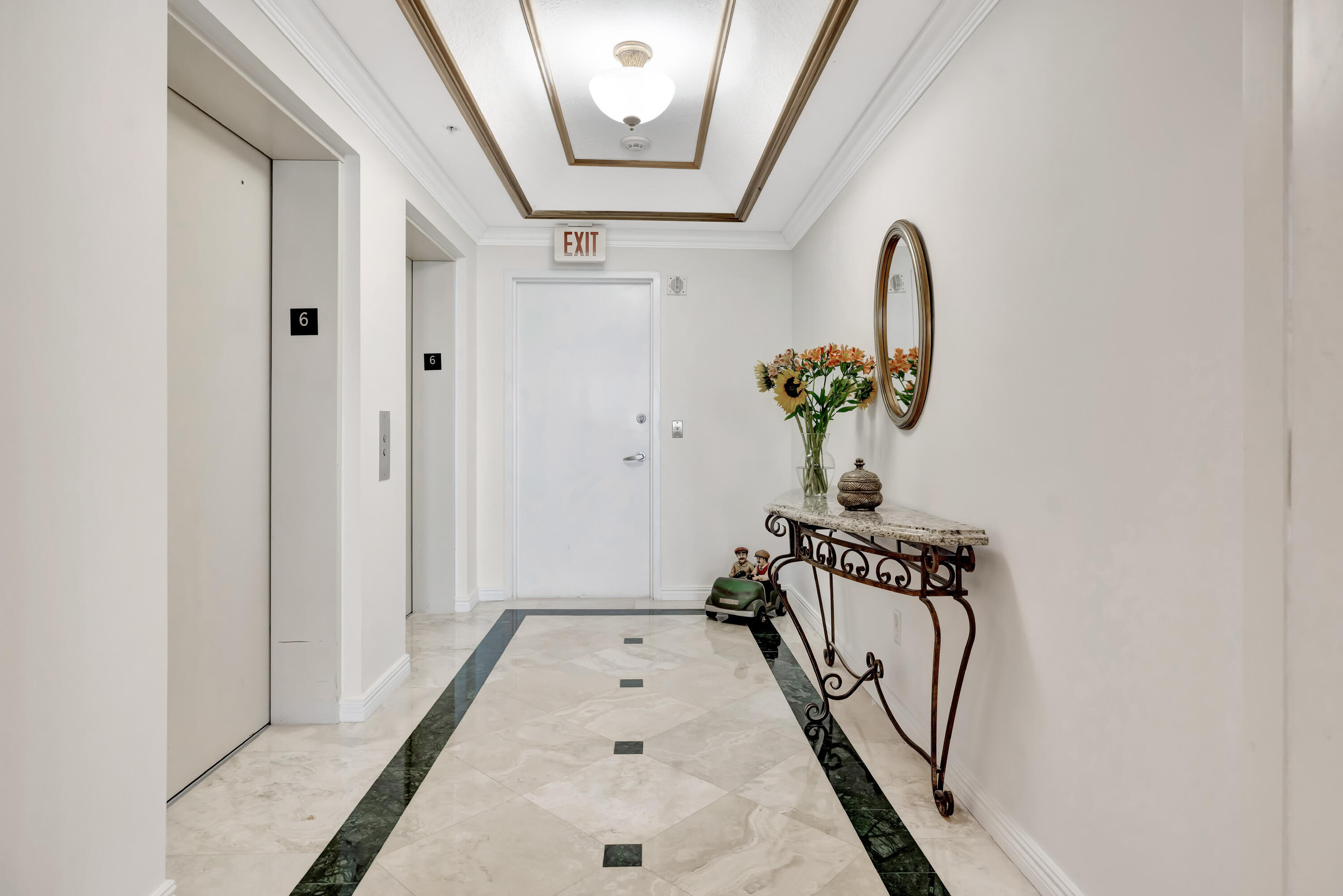 OCEAN ROYALE CONDO - Residential