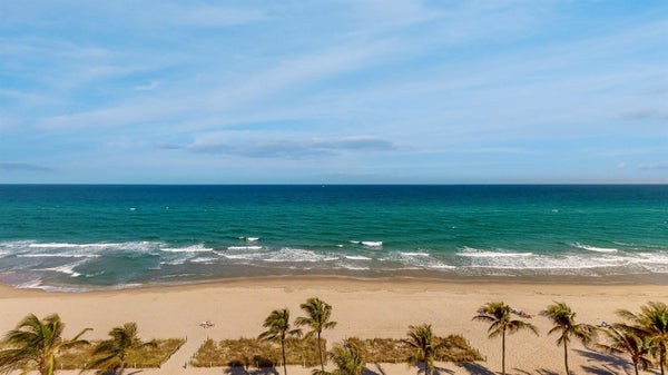 1051 HILLSBORO MILE APT 905E, HILLSBORO BEACH, FL 33062 - Image d16a734e5ff57fe90c8df4a2a119bf0e/1654207969
