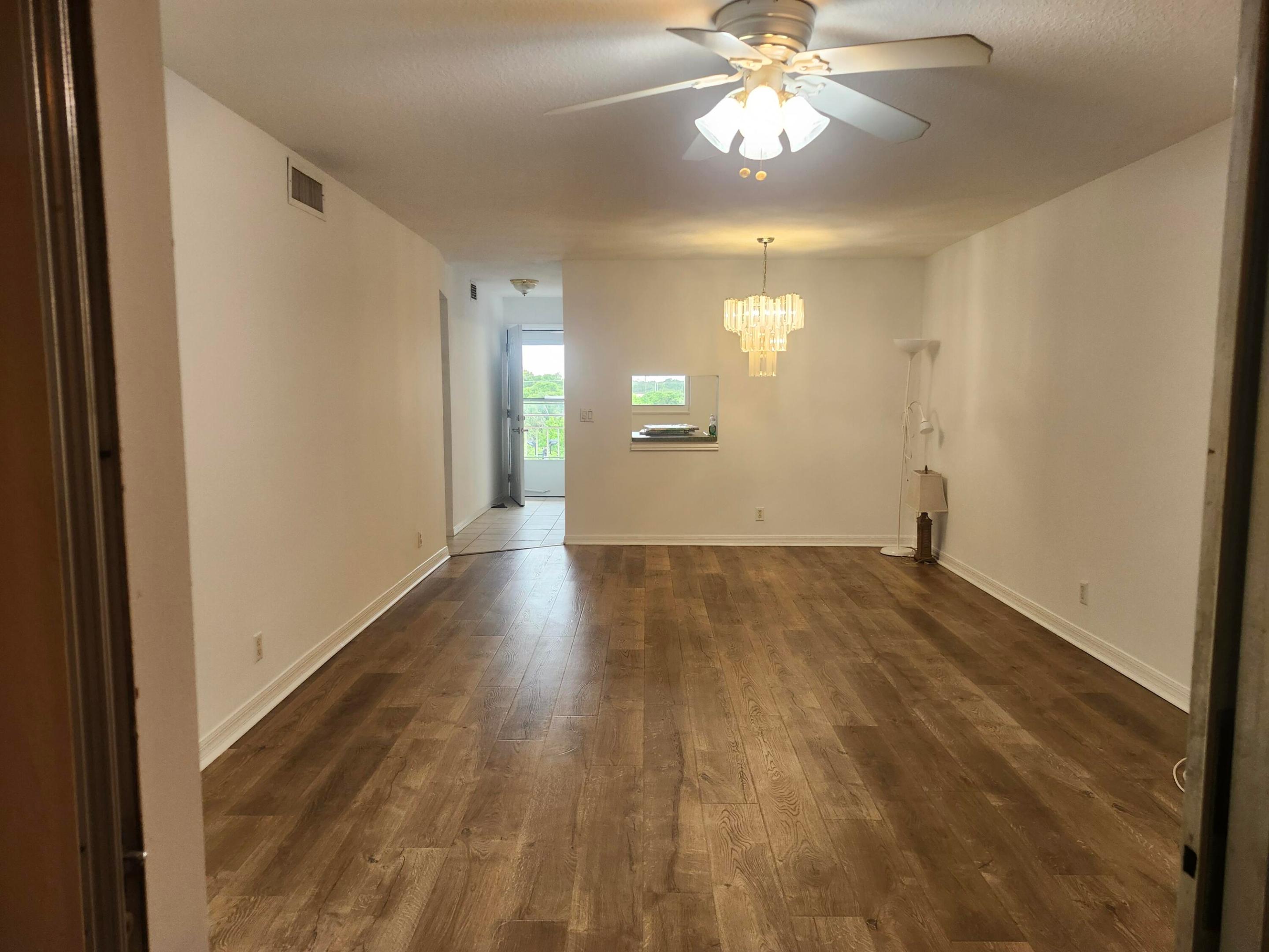 2600 NE 1st Lane 402