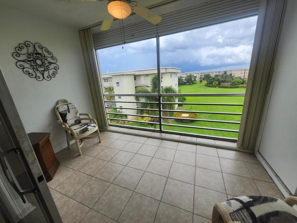 Photo of 2600 NE 1st Lane #402, Boynton Beach, FL 33435 (MLS # B26038111)
