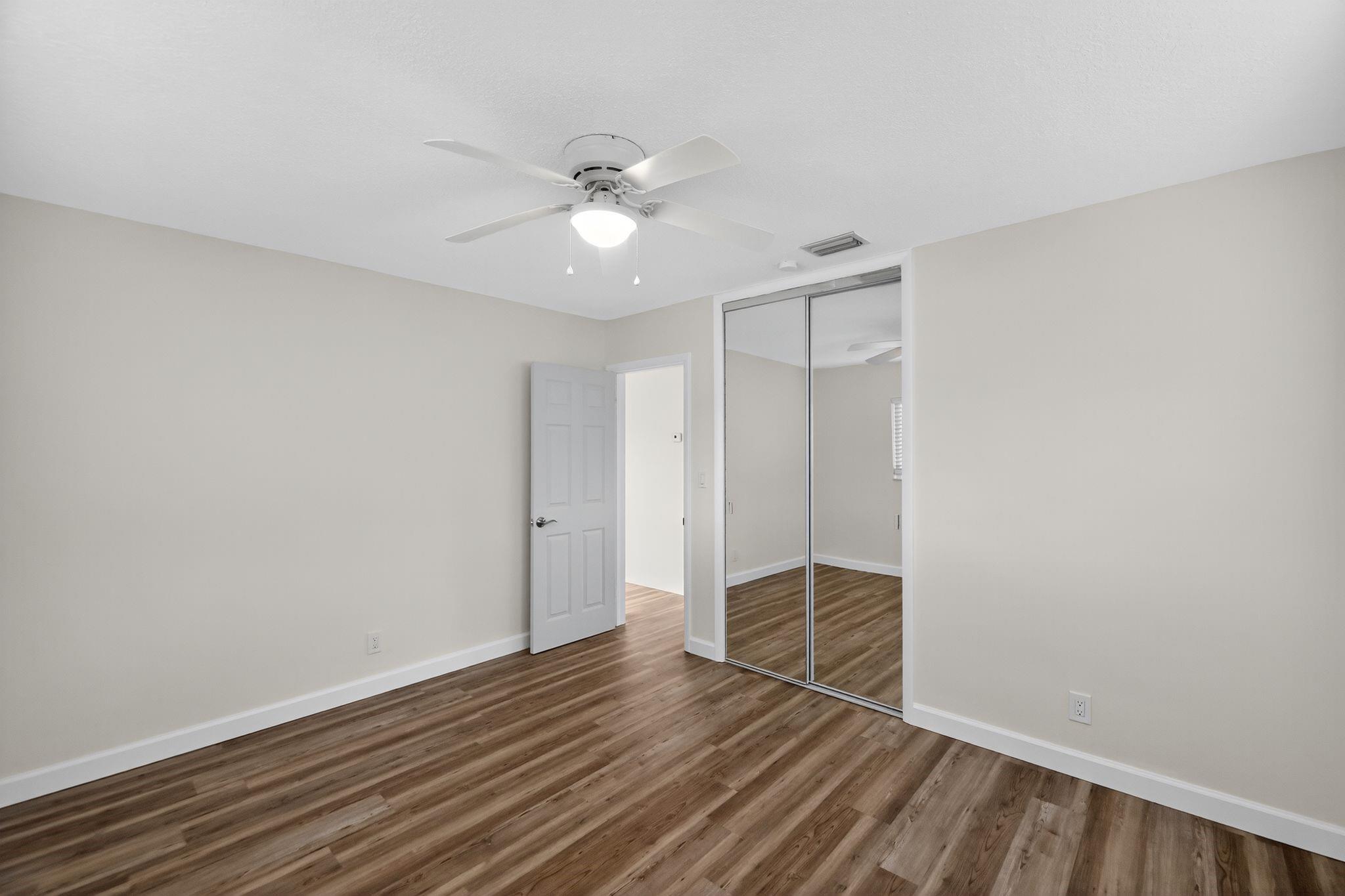 BOCA RATONE HGTS - Residential