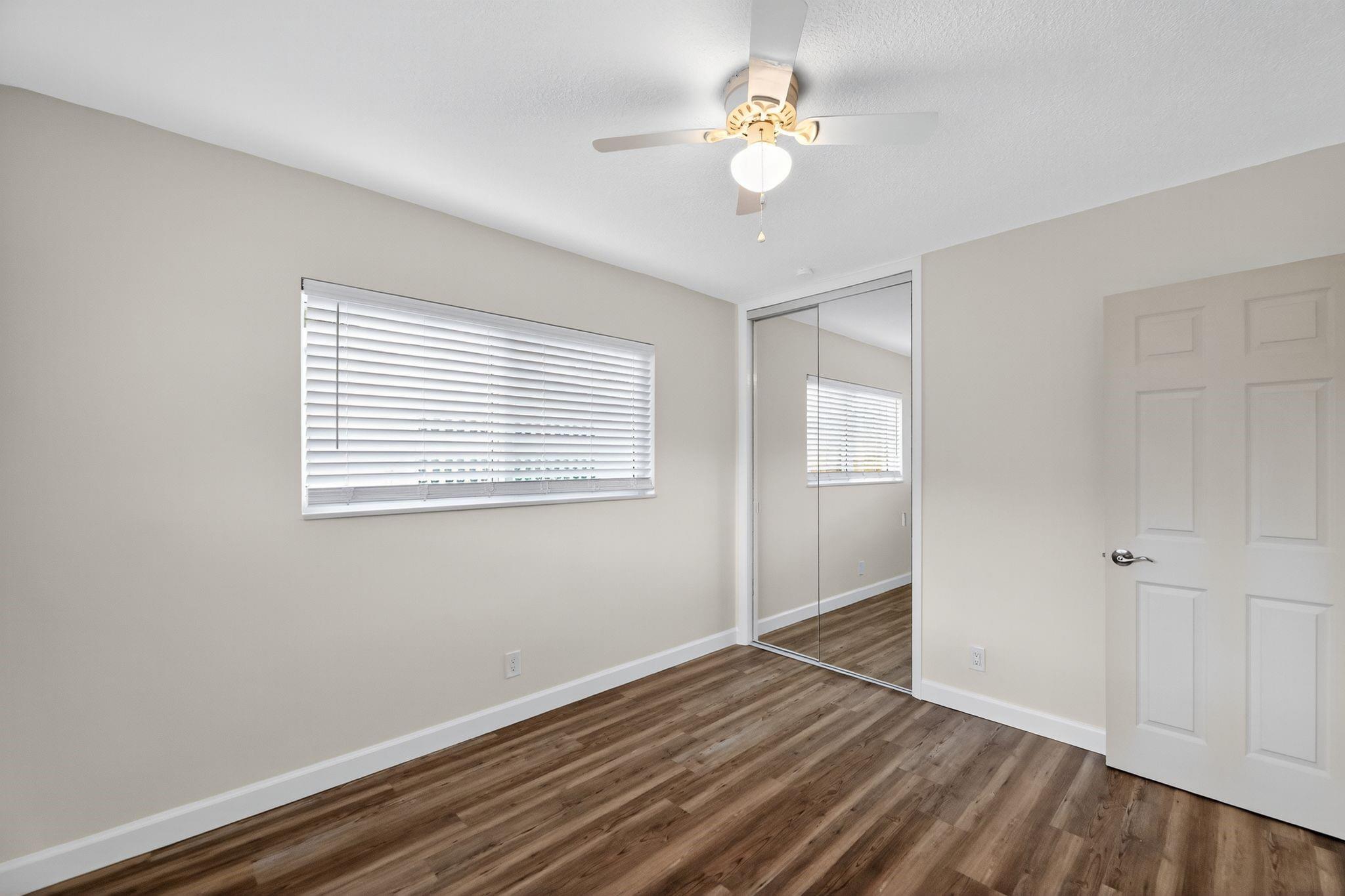 BOCA RATONE HGTS - Residential