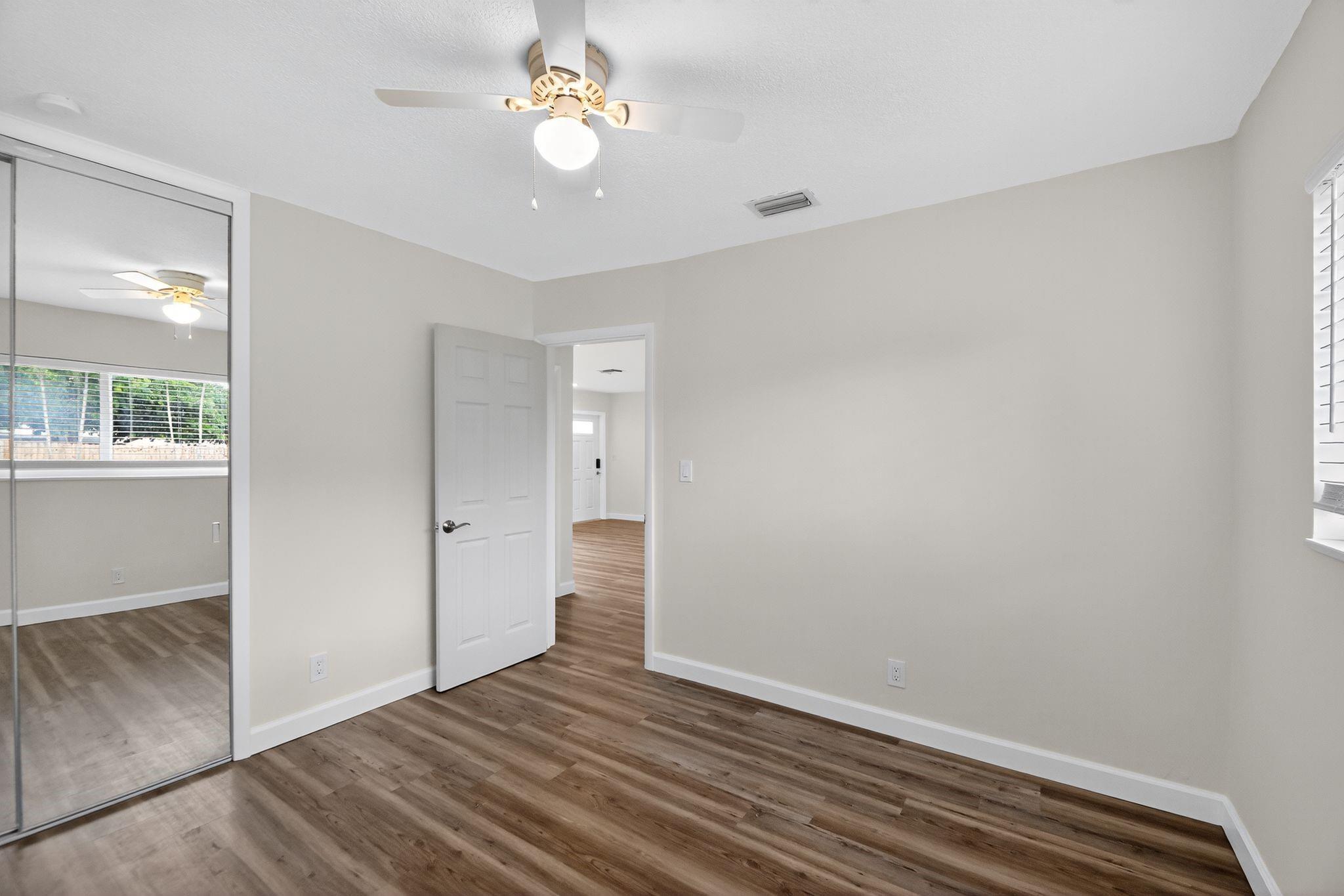 BOCA RATONE HGTS - Residential