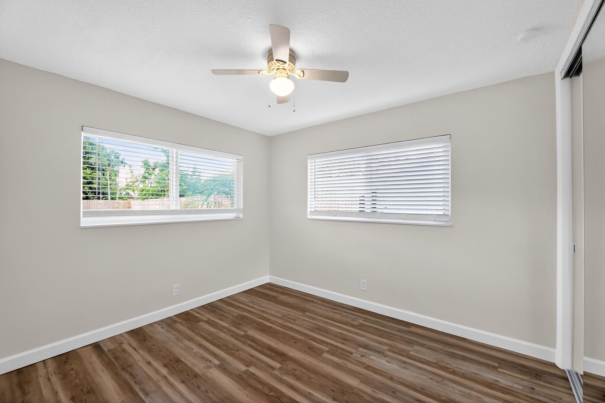 BOCA RATONE HGTS - Residential