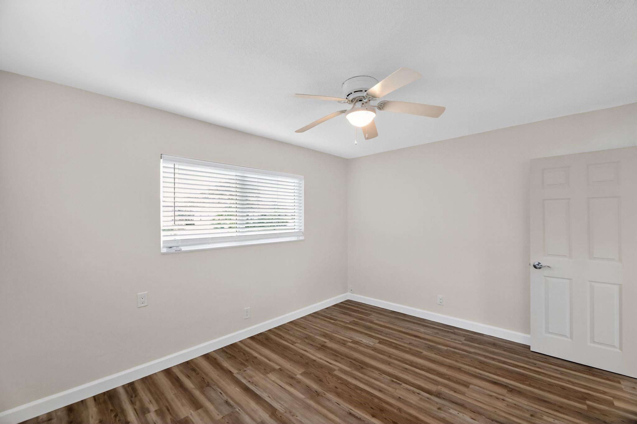 BOCA RATONE HGTS - Residential